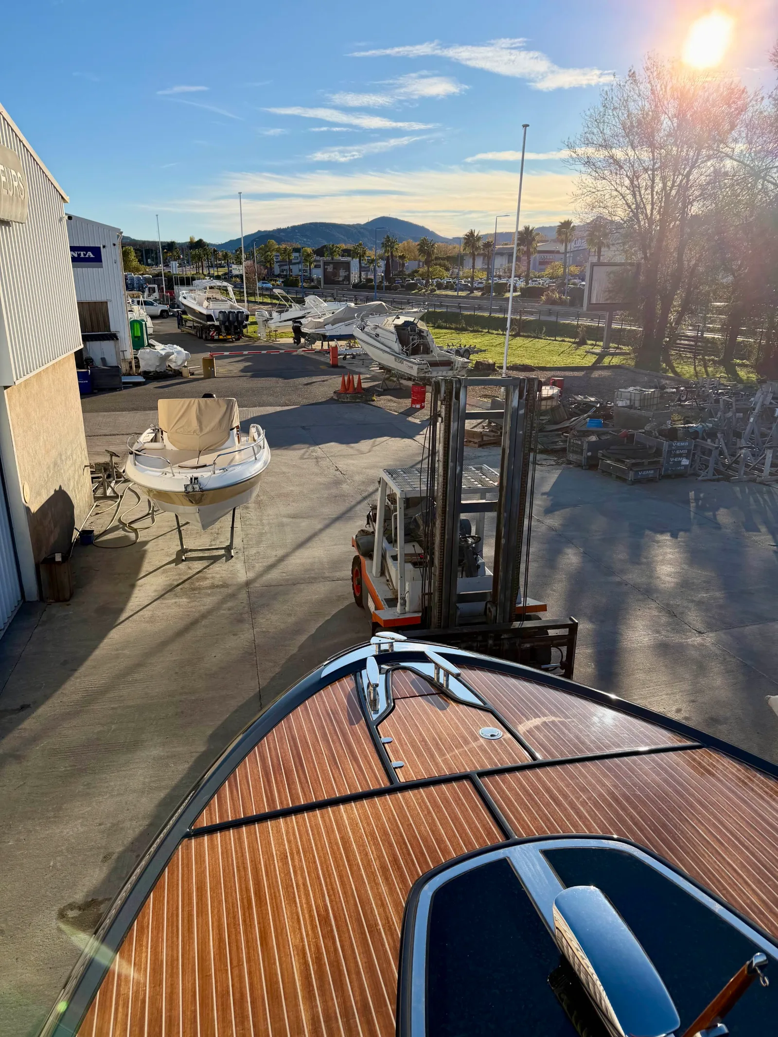 Riva au chantier naval avant remise à l'eau
