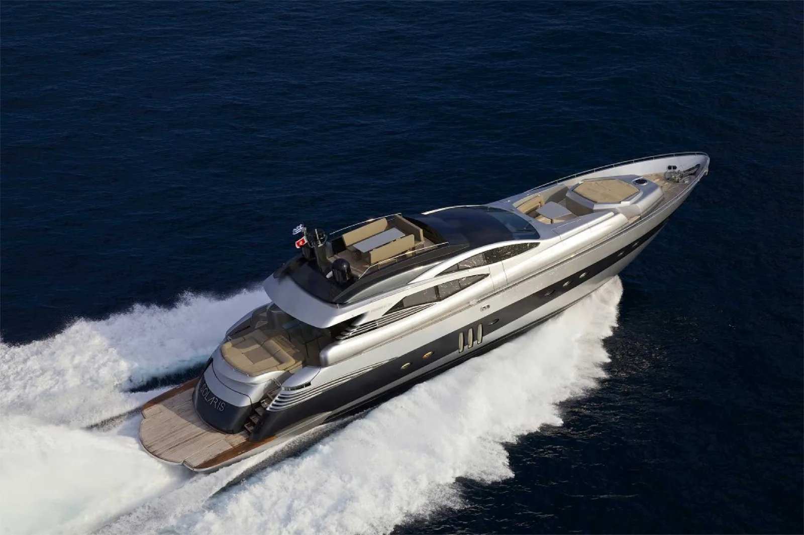 Yacht Panamera en navigation, vue aérienne